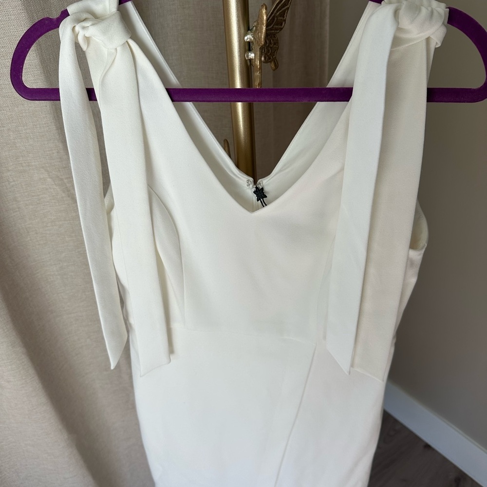 BCBGeneration White Mini Dress - Picture 2 of 8